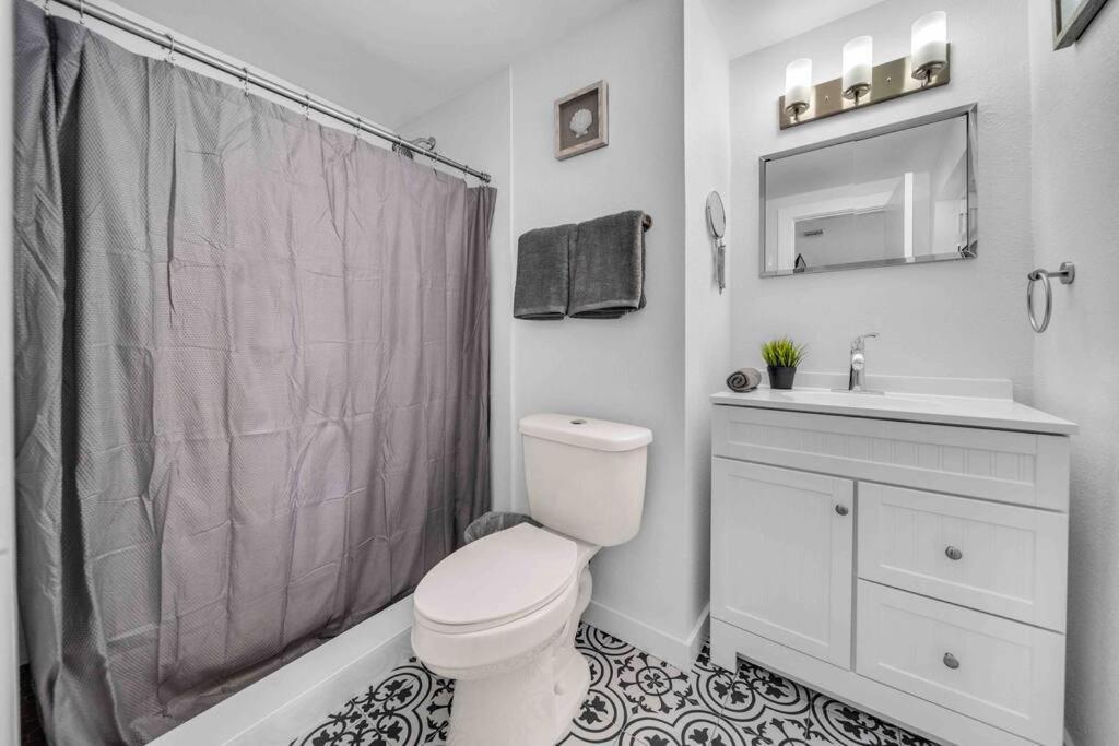 Sweet Escape 5 Br/2Ba Min From Airport And Beach Fort Lauderdale Exterior photo